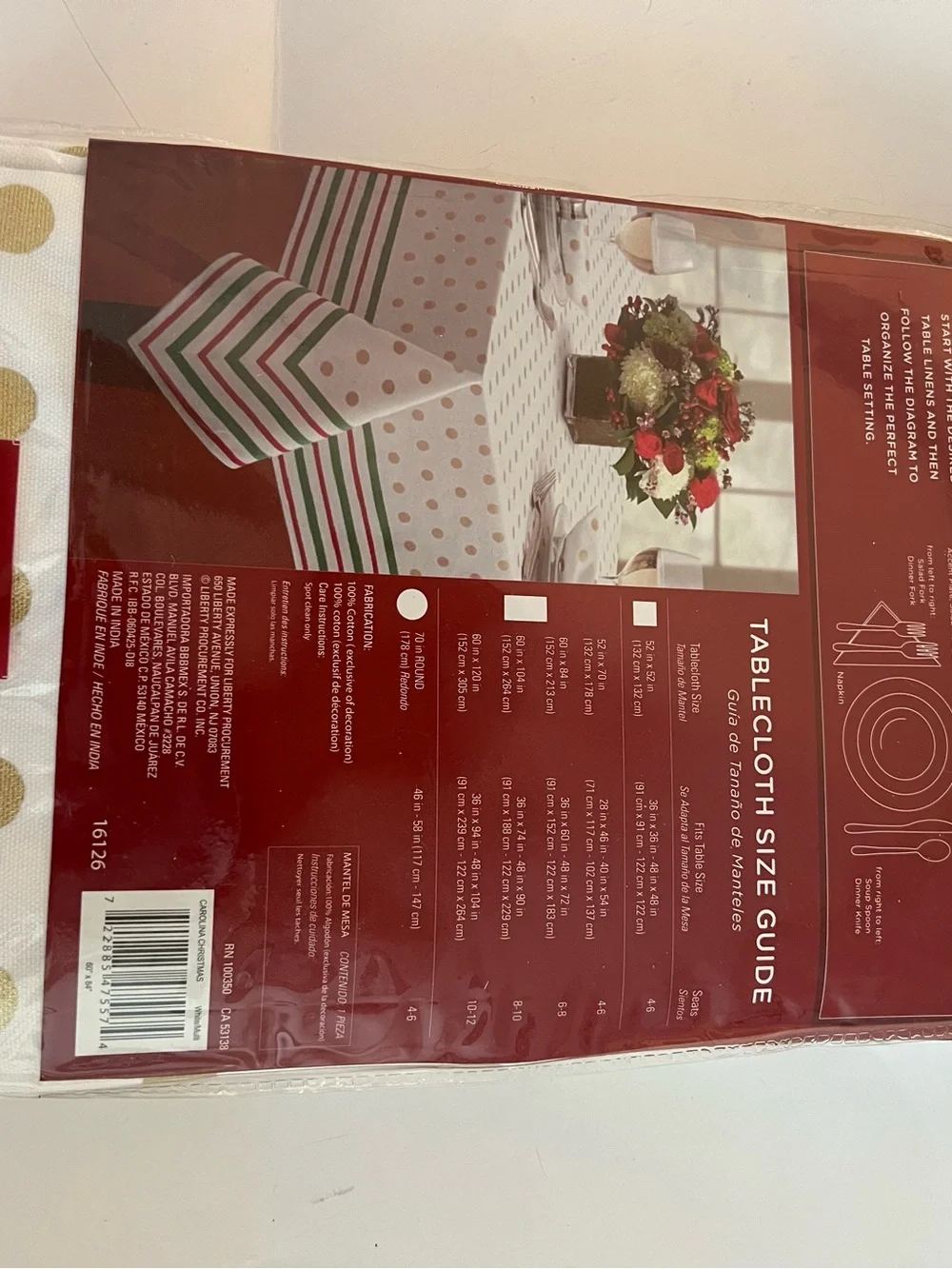 Carolina Christmas TableCloth  SZ 60x84 with 8 napkins White and Gold